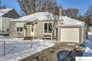 2610 Weber St, Omaha NE  68112-2812 exterior