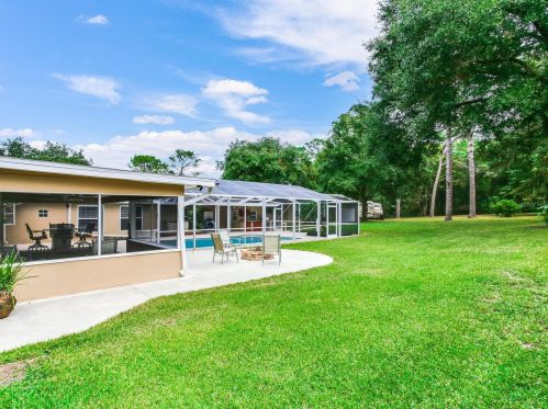 12607 51 St, Tampa FL 33619-1418 exterior