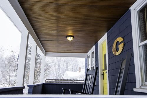 42 Noyes St, Concord, NH 03301-2327