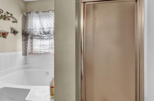 6979 Pole Crk Ct, Lithonia GA 30058 exterior