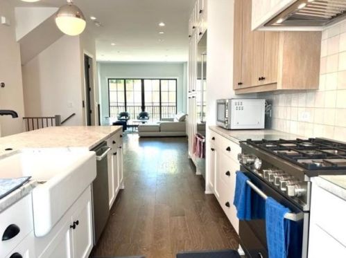 61 Krog St, Atlanta GA 30307-2478 exterior