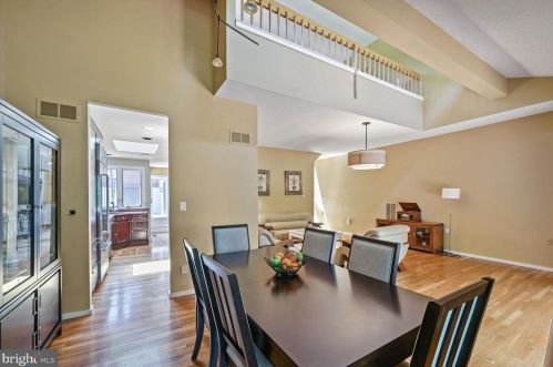 204 Sayre Dr, Princeton NJ 08540-5826 exterior