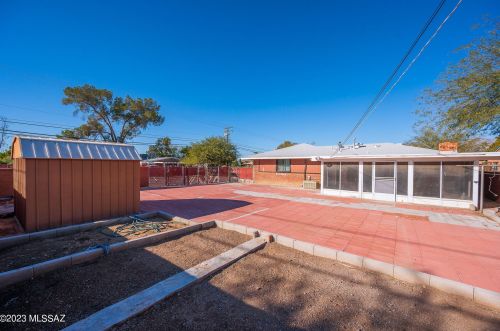 5002 1 St, Tucson AZ 85711-1507 exterior