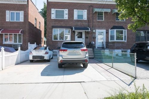 244 Brinsmade Ave, Bronx NY  10465-3204 exterior