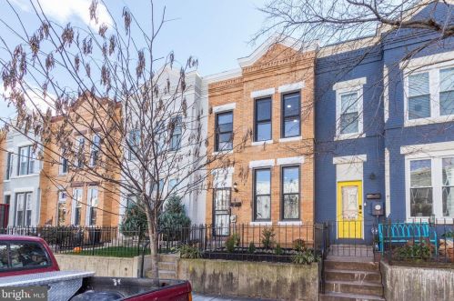 1335 Emerald St, Washington, DC 20002-5431