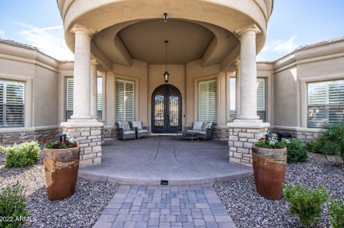 2569 Cherrywood Pl, Chandler, AZ 85249-3522