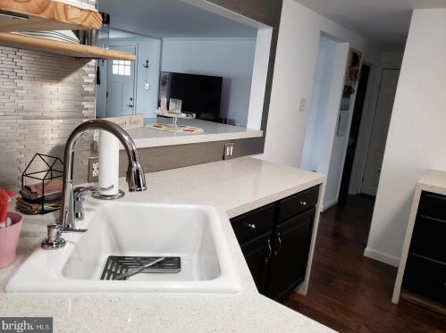 1557 Kauffman Rd, Pottstown PA 19464-2399 exterior