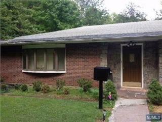 199 Whitman St, Haworth, NJ 07641-1313