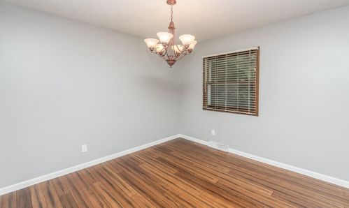 6245 Plaza Cir, Milwaukee WI  53223-2255 exterior