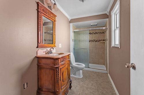 200 Main St, Pittsburgh PA 15215-2447 exterior