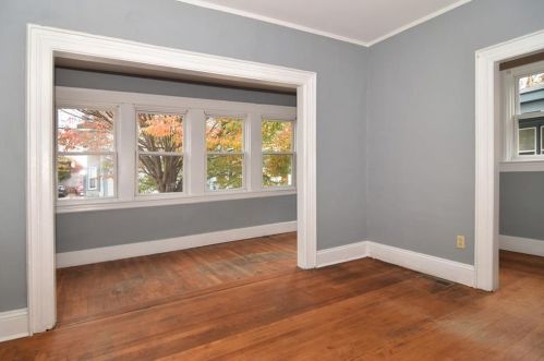 27 Arch St, Providence, RI 02907-2329