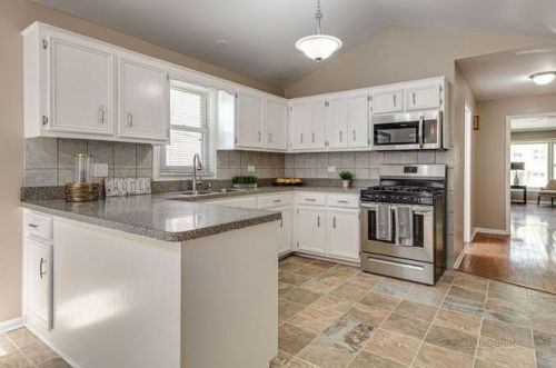 3161 85 St, Chicago IL 60652-3428 exterior