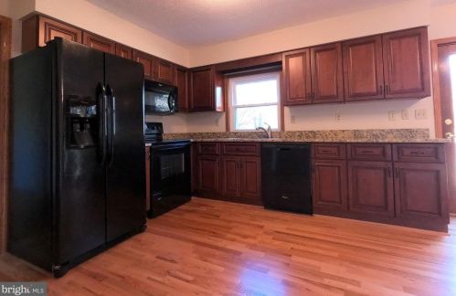 2817 Fennel Rd, Edgewater MD 21037-1143 exterior