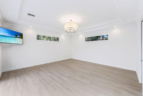 2100 Curtis St, Naples FL 34102 exterior