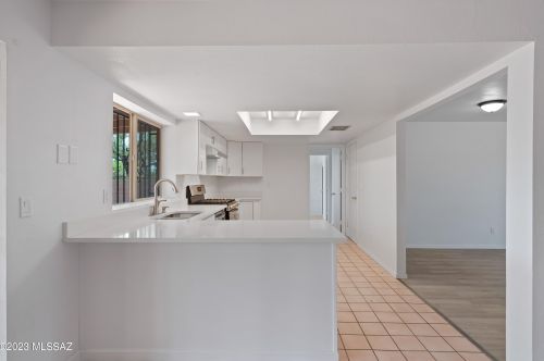 6320 Oriole Cir, Tucson AZ 85746 exterior