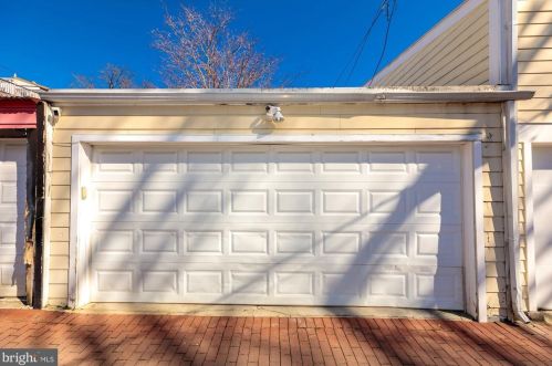 1832 15 St, Washington DC 20009-3938 exterior