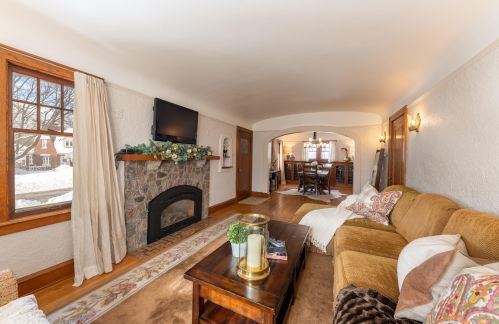 2722 Lefeber Ave, Milwaukee WI 53210-1140 exterior