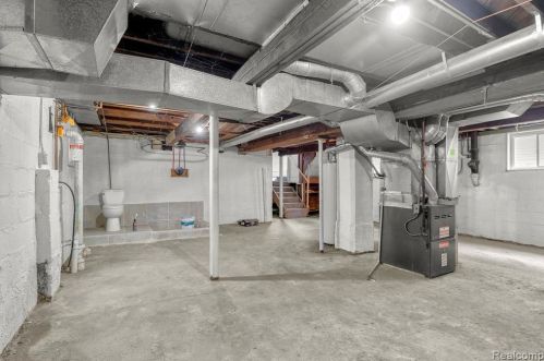 5834 Belton St, Garden City MI  48135-2531 exterior