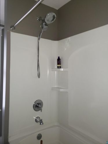 15 Manitou St, Duluth MN 55808-1130 exterior