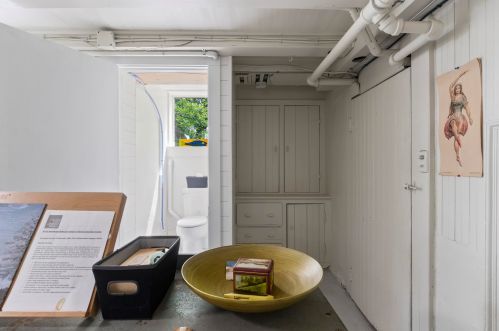 66 Atkinson St, Dover NH 03820-3731 exterior