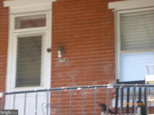 6740 Marsden St, Philadelphia, PA 19135-2226