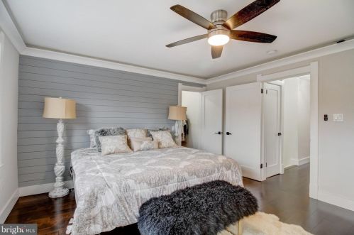 2911 17th St, Washington DC  20018-1825 exterior