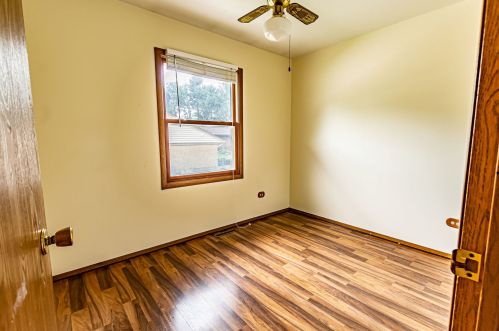 424 Berwick Blvd, Waukegan IL 60085-3408 exterior