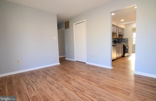 6439 Patience Ct, Alexandria VA 22315-3443 exterior