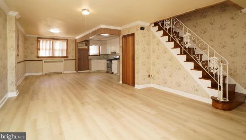 4417 Bleigh Ave, Philadelphia PA 19111-3620 exterior