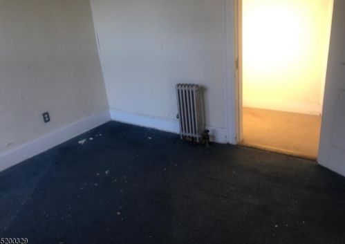 332 Hamilton Ave, Paterson NJ  07501-1618 exterior