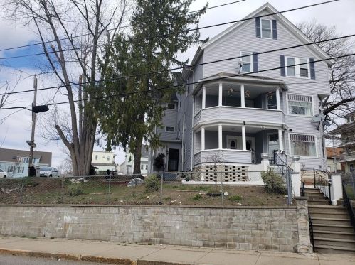 240 Elm St, Woonsocket RI  02895-2140 exterior