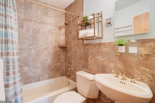 30 Tooker Pl, Springfield, NJ 07081-2228