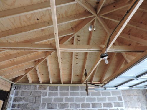 10415 Avenue, Chicago IL  60617-6240 exterior