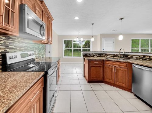 7213 Monterey Ave, Lithonia GA  30058-8243 exterior