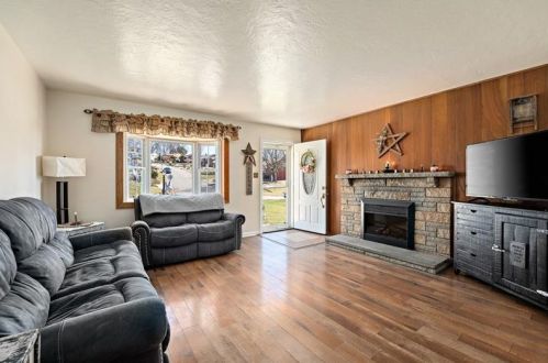 4944 Mcanulty Rd, Pittsburgh, PA 15236-1929