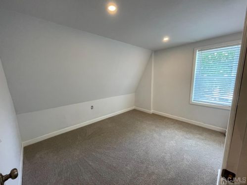 21 Douglas St, Perth Amboy NJ 08863-2205 exterior