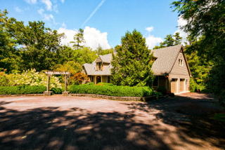 434 Hickory Dr, Highlands, NC 28741