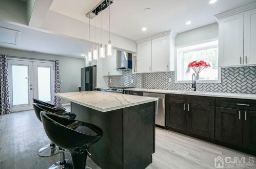 37 Sunrise Rd, Old Bridge NJ  08857-1435 exterior