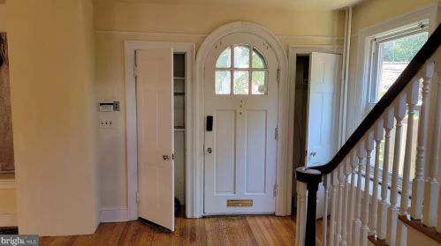 316 Maple Ave, Trenton, NJ 08618-2506