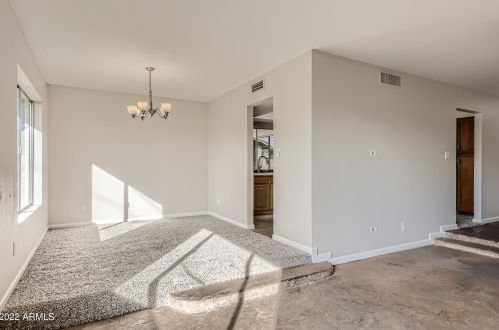 15028 40 Pl, Phoenix AZ 85050-8972 exterior