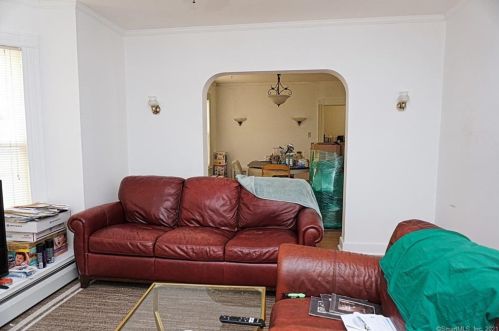 82 Brookside Ave, Torrington CT 06790-5405 exterior