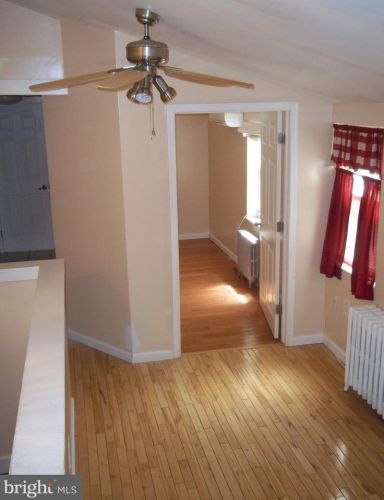 1235 2nd St, Philadelphia PA 19122-3324 exterior