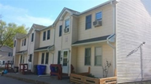 72 Washburn St, Springfield, MA 01107-1554