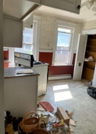 46 Marland Rd, Worcester MA 01606-3047 exterior