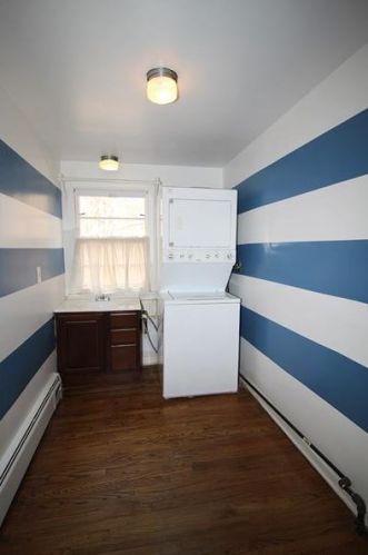 1007 Delafield Rd, Pittsburgh PA 15215-3204 exterior