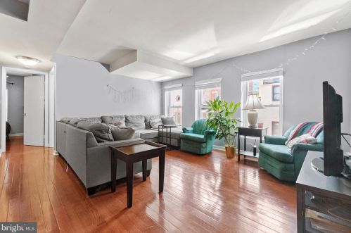 1425 Hopkins St, Washington, DC 20036-5900