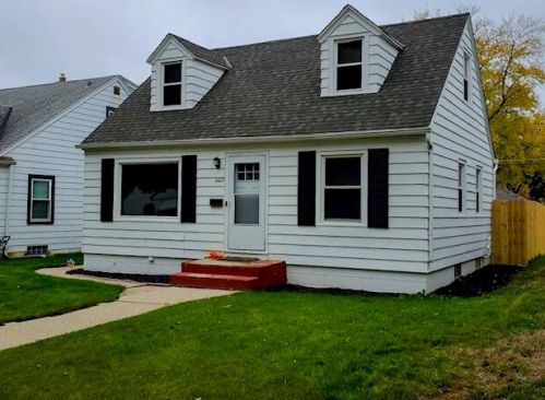 3337 83rd St, Milwaukee WI  53219-3837 exterior