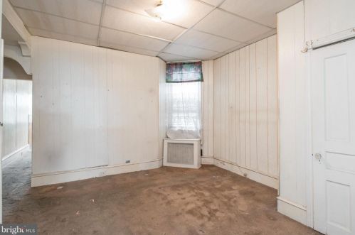 5731 Chestnut, Philadelphia PA 19104-3015 exterior