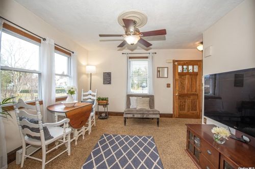 55 Kelsey Ave, Huntington Station NY 11746-1109 exterior