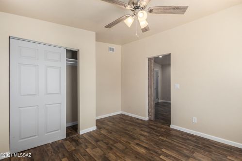 2305 19th St, Tucson AZ  85719-7016 exterior